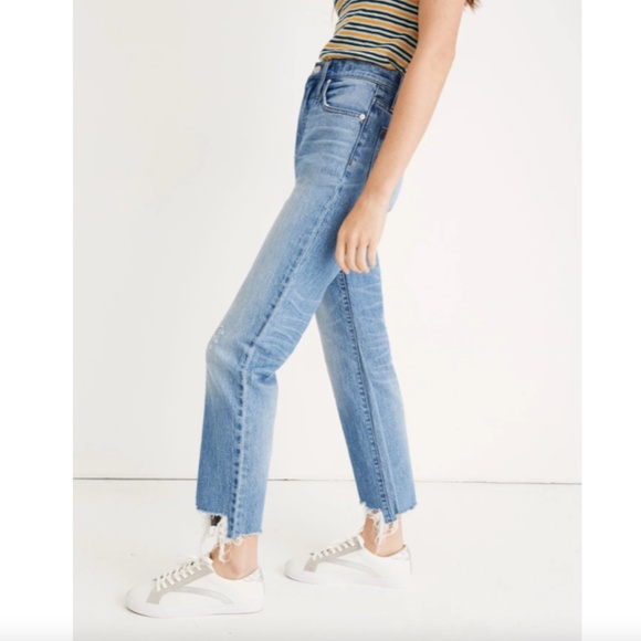 Madewell Classic Straight Jeans in Corrie Wash: Step-Hem Edition - size 26 - Picture 2 of 5